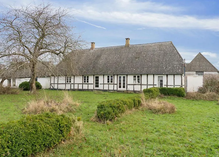 Idyllic 1857 In Langelands Nature Vakantieboerderij *