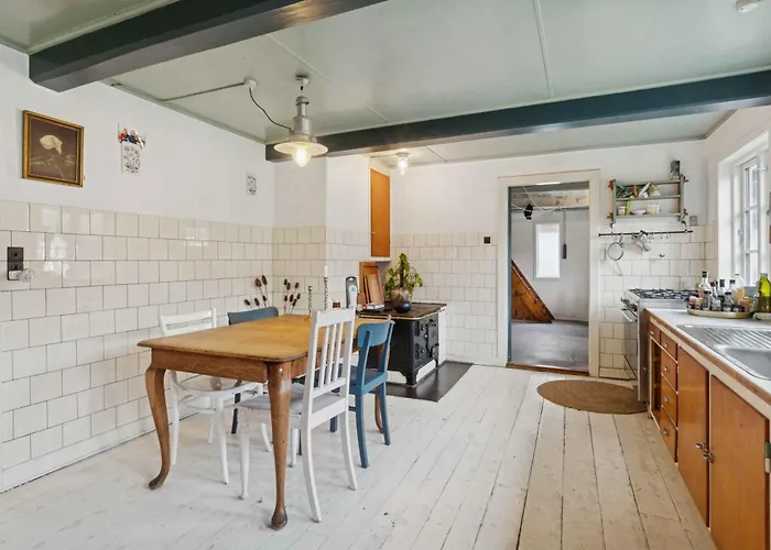 Idyllic 1857 In Langelands Nature Vakantieboerderij *